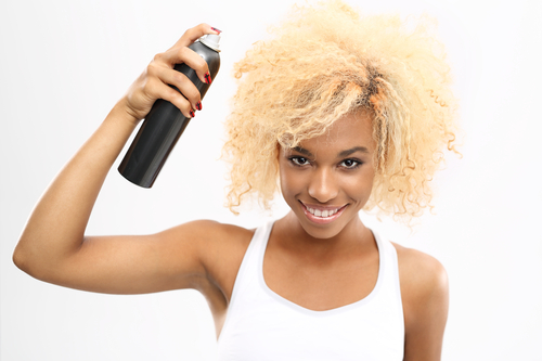 Kadeřnice radí: Jak používat suchý šampon